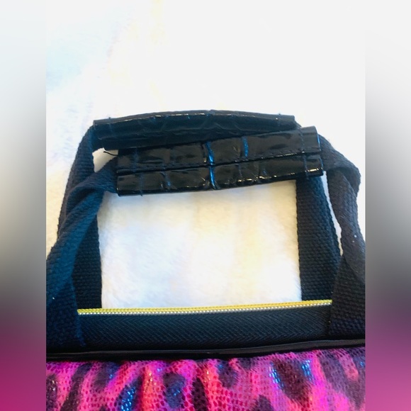 Betsey Johnson Betseyville Laptop Bag - Picture 4 of 11